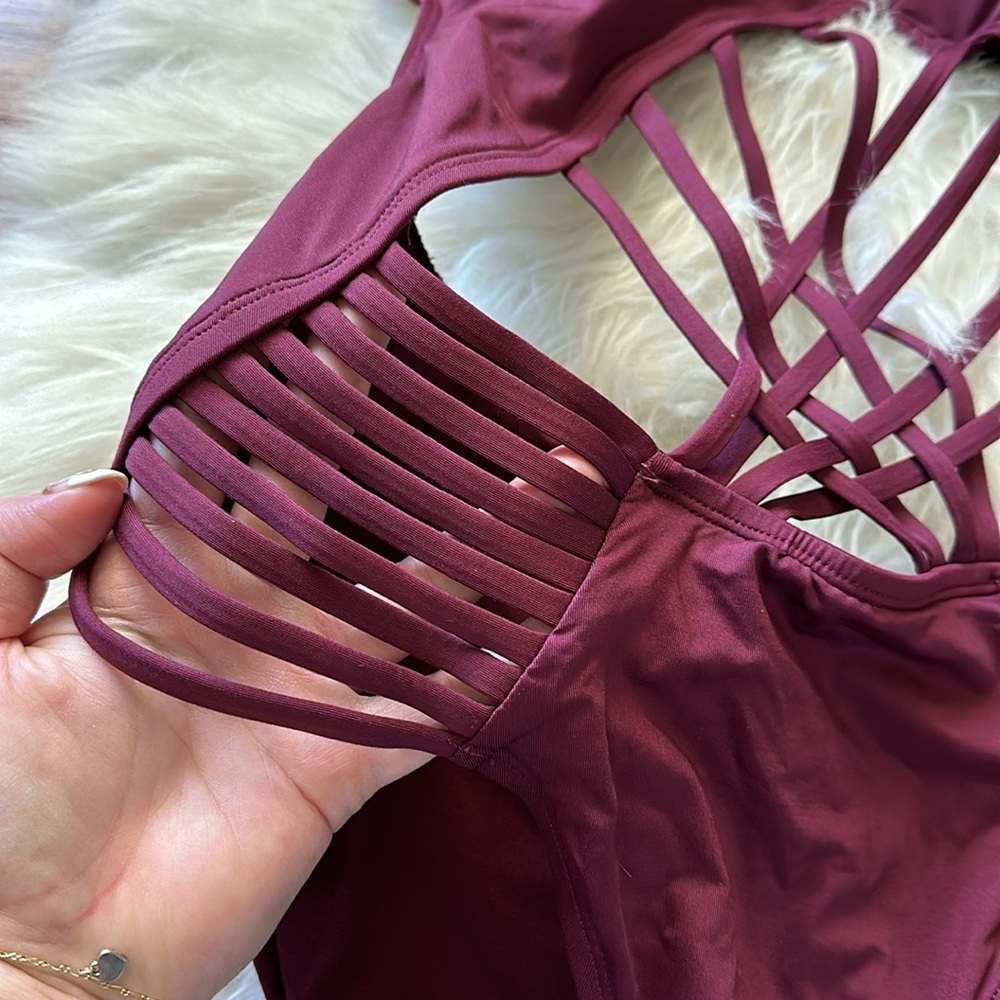 Kenneth Cole New York One Piece Cut Out Strappy One Piece - Picture 4 of 6